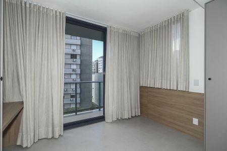Sala / Quarto / Cozinha de apartamento para alugar com 1 quarto, 25m² em Independência, Porto Alegre