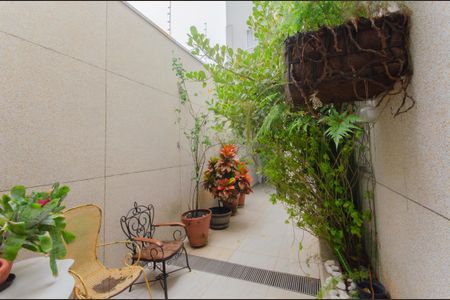 Casa à venda com 260m², 4 quartos e 2 vagasJardim