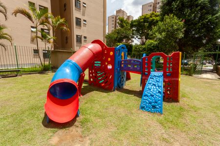 Apartamento para alugar com 47m², 2 quartos e 1 vagaÁrea comum - Playground