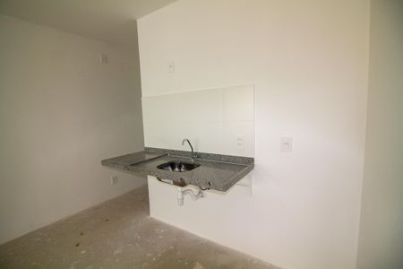 Cozinha de kitnet/studio à venda com 1 quarto, 24m² em Vila Congonhas, São Paulo