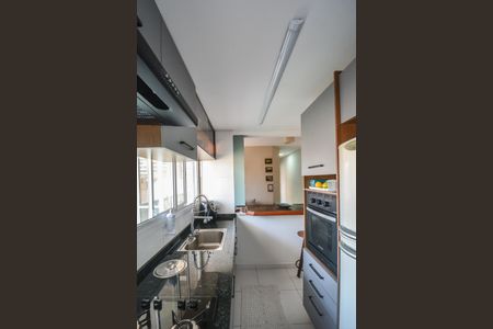 Apartamento para alugar com 70m², 2 quartos e 1 vagaCozinha e Área de Serviço