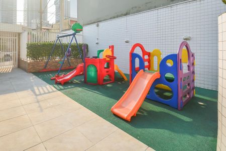 Apartamento para alugar com 70m², 2 quartos e 1 vagaÁrea comum - Playground