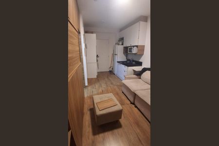 Sala/Cozinha de apartamento para alugar com 1 quarto, 30m² em Vila Gumercindo, São Paulo