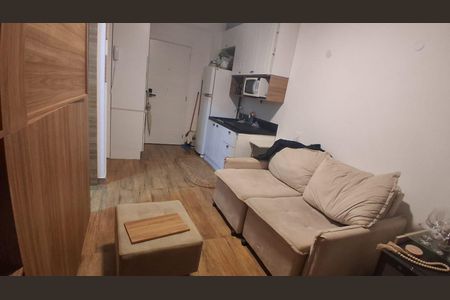 Sala/Cozinha de apartamento para alugar com 1 quarto, 30m² em Vila Gumercindo, São Paulo