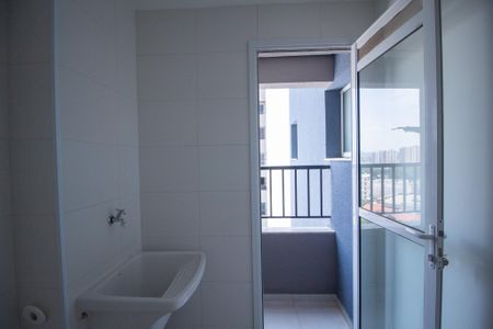 Apartamento para alugar com 63m², 2 quartos e 1 vagaÁrea de Serviço