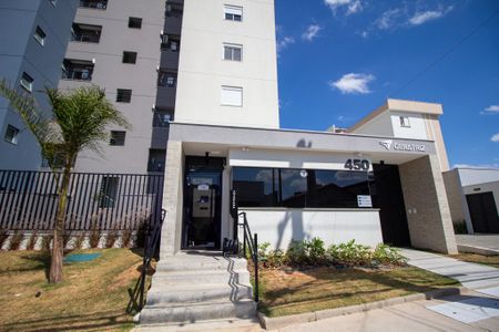 Apartamento para alugar com 63m², 2 quartos e 1 vagaFachada