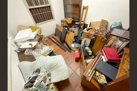 Casa para alugar com 217m², 4 quartos e 2 vagasQuarto externo