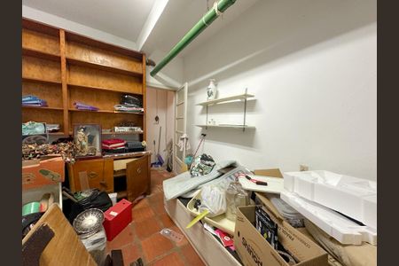 Casa para alugar com 217m², 4 quartos e 2 vagasQuarto externo
