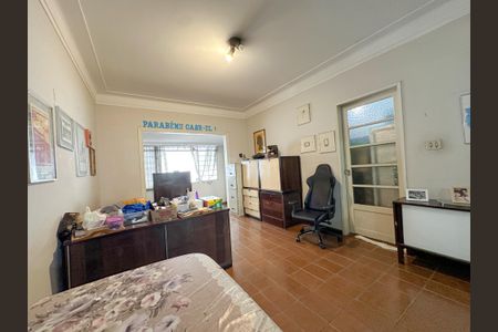 Casa para alugar com 217m², 4 quartos e 2 vagasSala