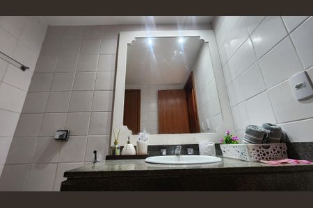Banheiro  de apartamento para alugar com 1 quarto, 45m² em Barra, Salvador