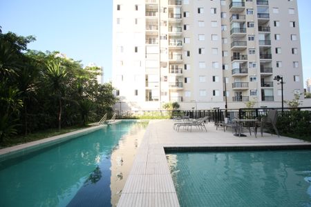 Apartamento para alugar com 55m², 2 quartos e 1 vagaÁrea comum - Piscina