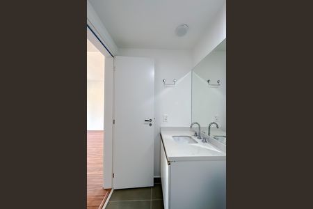 Apartamento para alugar com 91m², 3 quartos e 2 vagas Apartamento para alugar com 91m², 3 quartos e 2 vagasBanheiro social