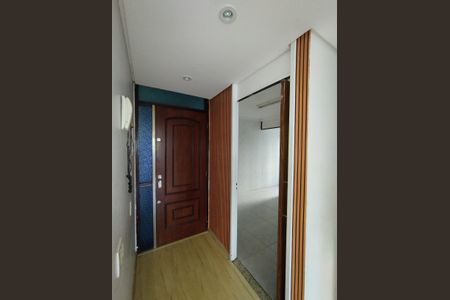 Apartamento à venda com 62m², 2 quartos e 1 vaga Apartamento à venda com 62m², 2 quartos e 1 vagaEntrada