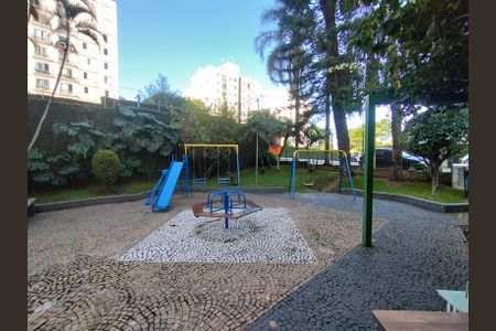 Apartamento à venda com 62m², 2 quartos e 1 vaga Apartamento à venda com 62m², 2 quartos e 1 vagaÁrea comum - Playground