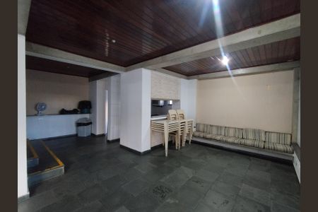 Apartamento à venda com 62m², 2 quartos e 1 vaga Apartamento à venda com 62m², 2 quartos e 1 vagaÁrea comum - Salão de festas