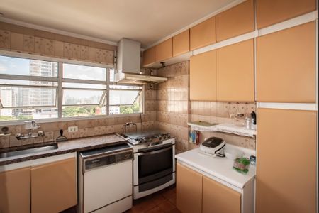 Apartamento à venda com 110m², 3 quartos e 2 vagasCozinha