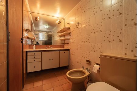 Apartamento à venda com 110m², 3 quartos e 2 vagasBanheiro da Suíte