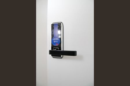 Studio à venda com 26m², 1 quarto e sem vaga Studio à venda com 26m², 1 quarto e sem vagaFechadura Eletrônica