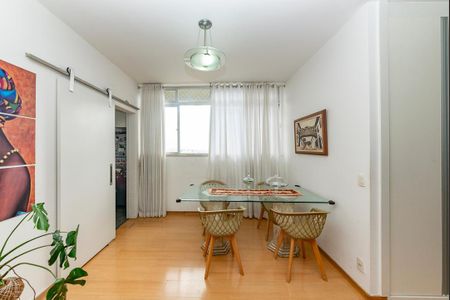 Apartamento à venda com 110m², 3 quartos e 3 vagasSala