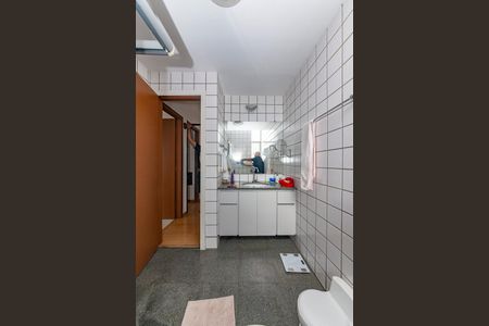 Apartamento à venda com 110m², 3 quartos e 3 vagasBanheiro Social