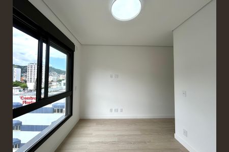 Apartamento para alugar com 85m², 2 quartos e 1 vagaSuíte 1