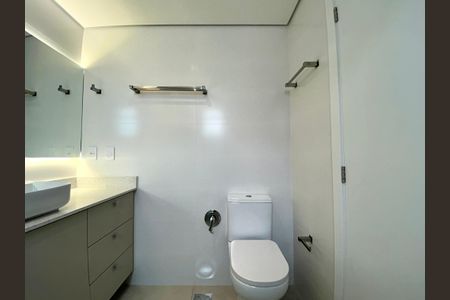 Apartamento para alugar com 85m², 2 quartos e 1 vaga Apartamento para alugar com 85m², 2 quartos e 1 vagaBanheiro Suíte 2