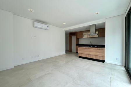 Apartamento para alugar com 85m², 2 quartos e 1 vagaSala 