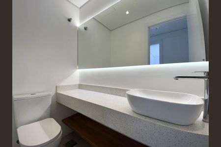 Apartamento para alugar com 85m², 2 quartos e 1 vagaLavabo