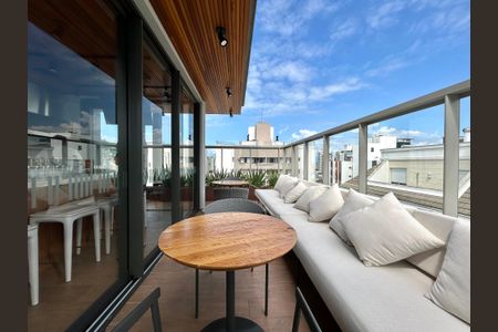 Apartamento para alugar com 85m², 2 quartos e 1 vagaÁrea comum