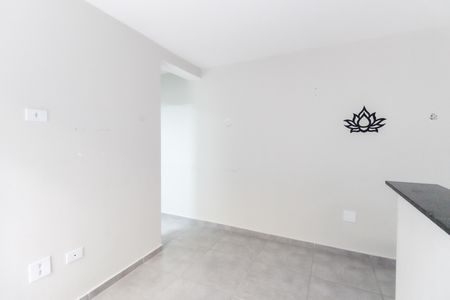 Casa para alugar com 39m², 2 quartos e 1 vaga Casa para alugar com 39m², 2 quartos e 1 vagaSala