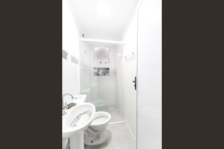 Casa para alugar com 39m², 2 quartos e 1 vaga Casa para alugar com 39m², 2 quartos e 1 vagaBanheiro