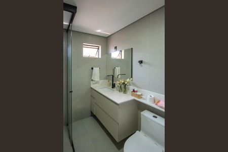 Casa para alugar com 294m², 4 quartos e 4 vagasBanheiro 1