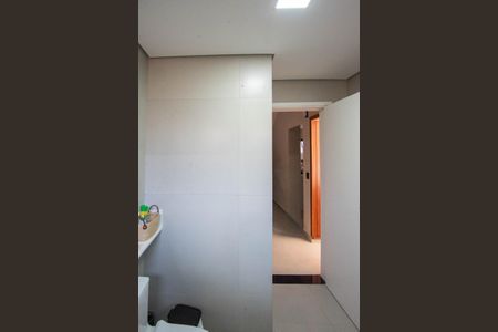 Casa para alugar com 294m², 4 quartos e 4 vagasBanheiro 1