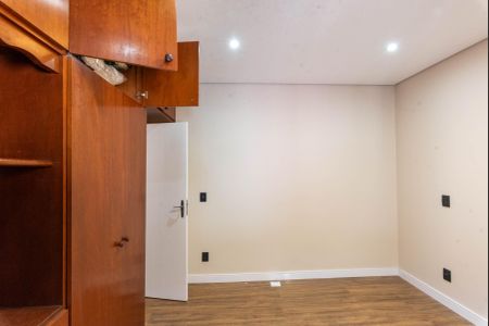 Casa para alugar com 294m², 4 quartos e 4 vagasQuarto 2