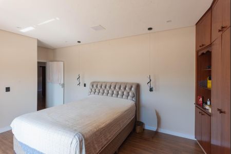 Casa para alugar com 294m², 4 quartos e 4 vagasSuíte 1