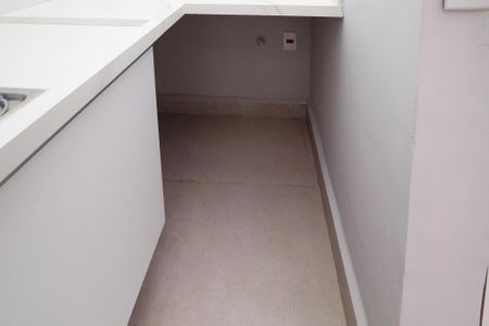 Casa de condomínio para alugar com 60m², 2 quartos e 2 vagas Casa de condomínio para alugar com 60m², 2 quartos e 2 vagasLavanderia