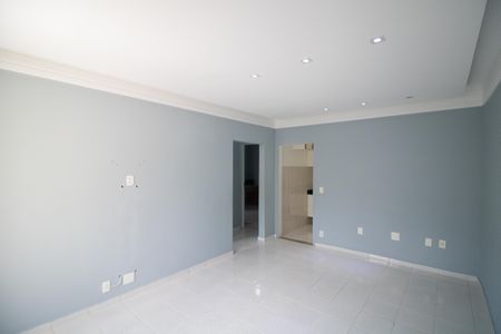 Casa para alugar com 118m², 2 quartos e 3 vagas Casa para alugar com 118m², 2 quartos e 3 vagasSALA