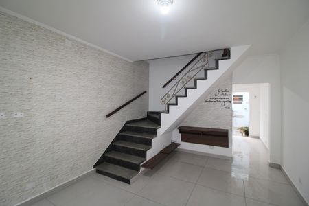 Sala de casa para alugar com 2 quartos, 79m² em Vila Pauliceia, São Paulo