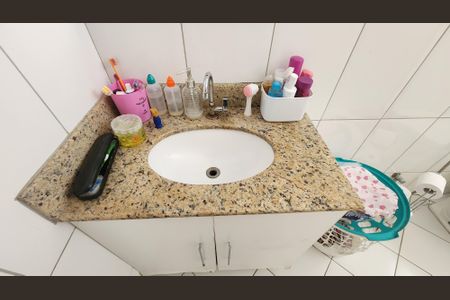 Apartamento para alugar com 75m², 2 quartos e 1 vagaBanheiro Social 