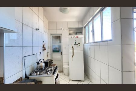 Apartamento para alugar com 75m², 2 quartos e 1 vagaCozinha 