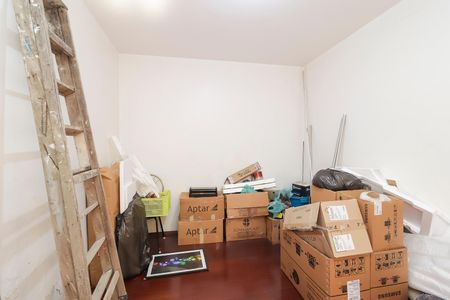 Casa à venda com 672m², 6 quartos e 2 vagasQuarto de Serviço