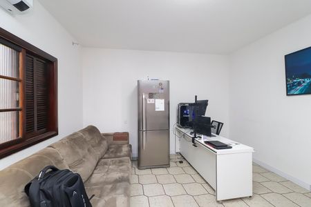 Casa à venda com 672m², 6 quartos e 2 vagasQuarto 3