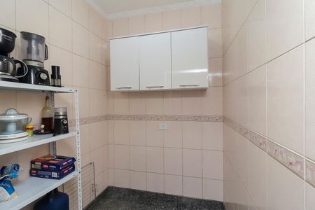 Casa à venda com 672m², 6 quartos e 2 vagasDespensa