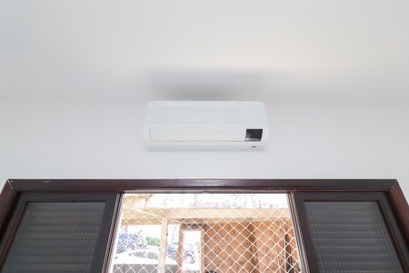 Casa à venda com 672m², 6 quartos e 2 vagasQuarto 2 - Suíte