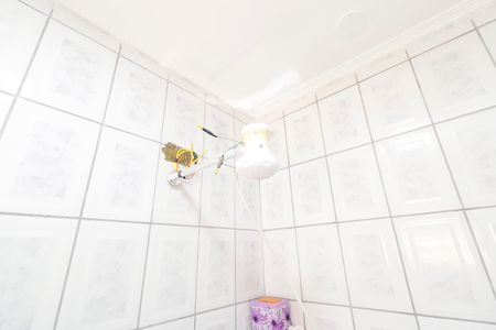 Casa à venda com 672m², 6 quartos e 2 vagasBanheiro de serviço