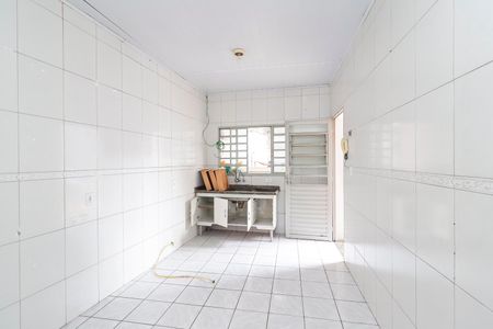 Casa à venda com 672m², 6 quartos e 2 vagasEdícula - Cozinha