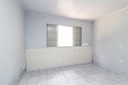 Casa à venda com 672m², 6 quartos e 2 vagasEdícula - Quarto