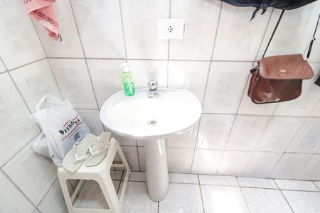 Casa à venda com 672m², 6 quartos e 2 vagasBanheiro de serviço