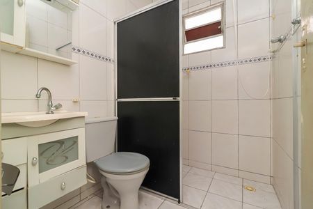 Casa à venda com 672m², 6 quartos e 2 vagasEdícula - Banheiro