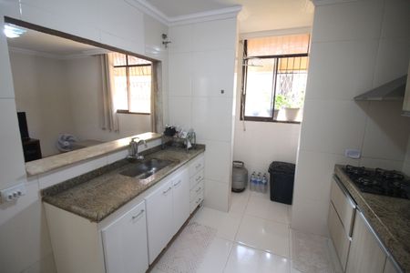 Apartamento à venda com 53m², 2 quartos e 1 vagaCozinha